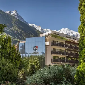 pointe-isabelle.hotels-rhonealpes.com/